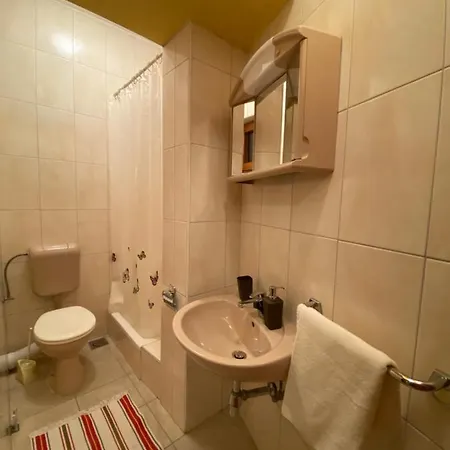 Josip بيت ضيافة 3*