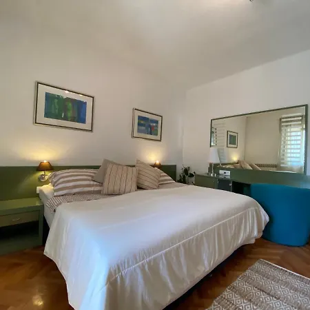 Josip بيت ضيافة ماكارسكا