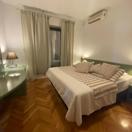 Josip بيت ضيافة ماكارسكا