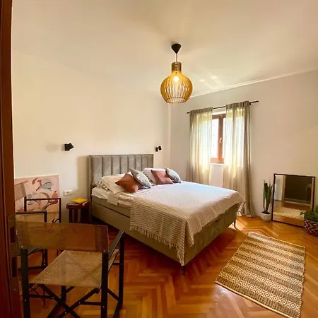 Josip 3* ماكارسكا